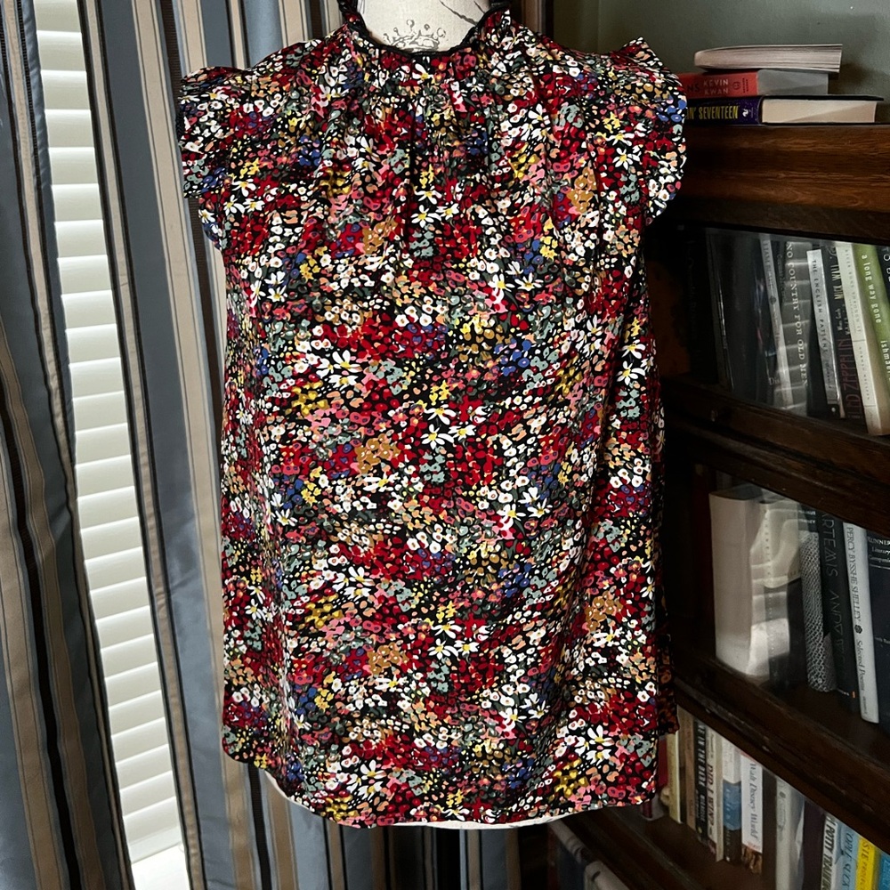 SHEIN cap sleeve floral top
